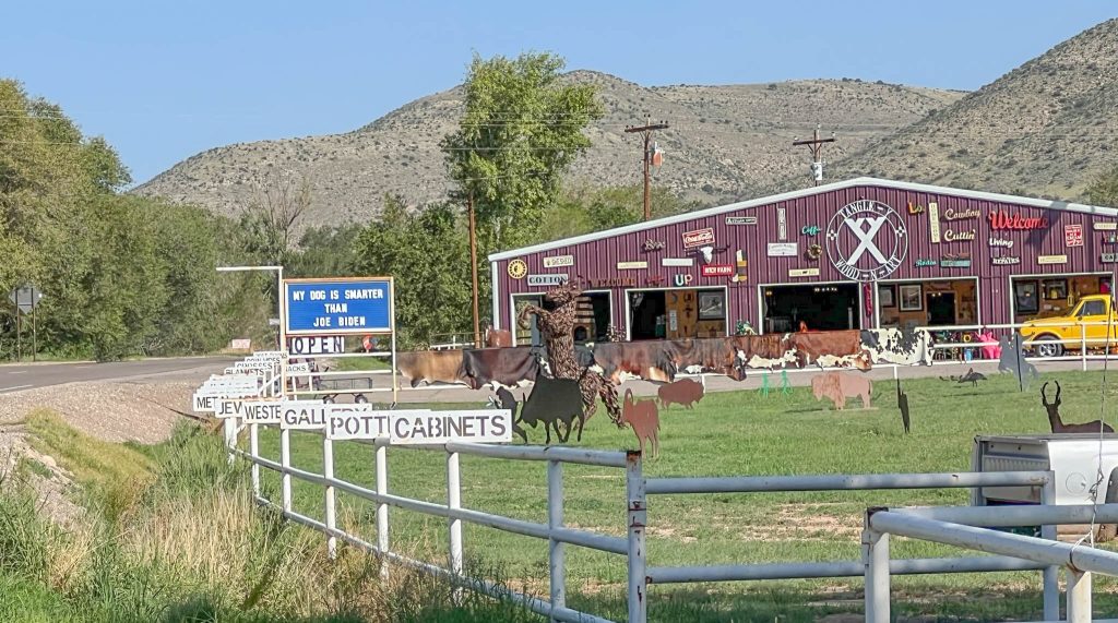 Tangle - Y Wood-N-Art in Hondo, New Mexico