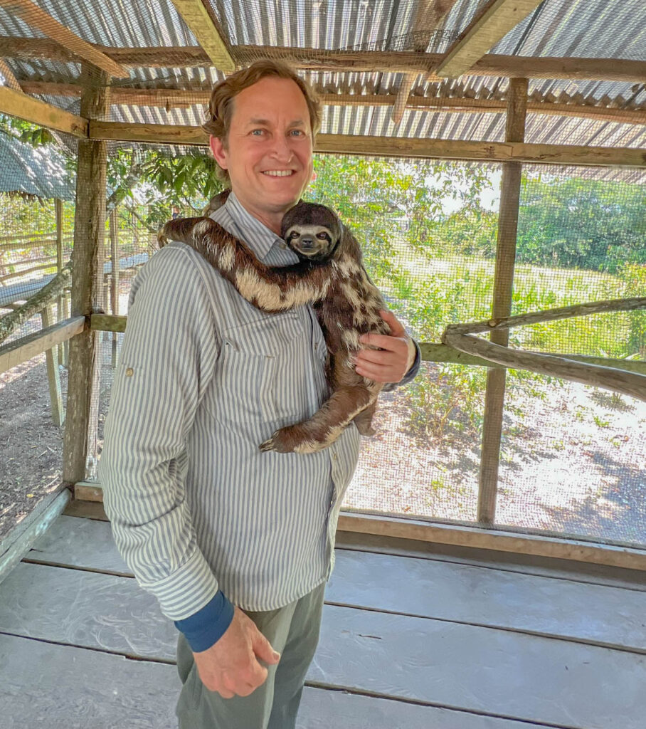 I really like sloths, so it was a nice surprise to be able to hold one.