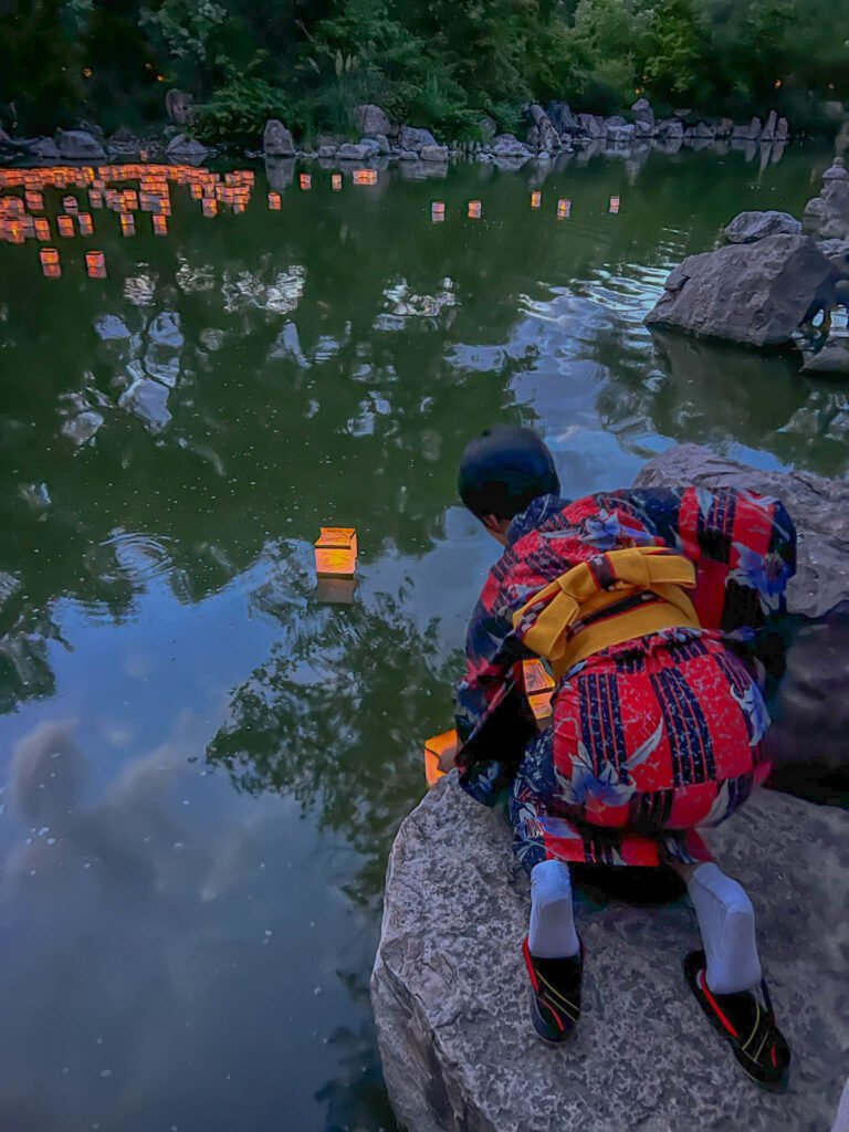 Launching a lantern