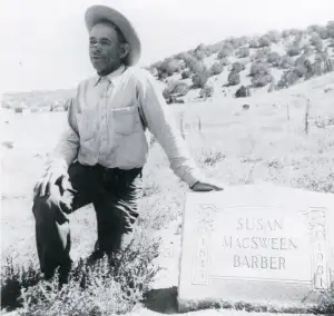 David Jackson at the grave of Susan McSween Barber