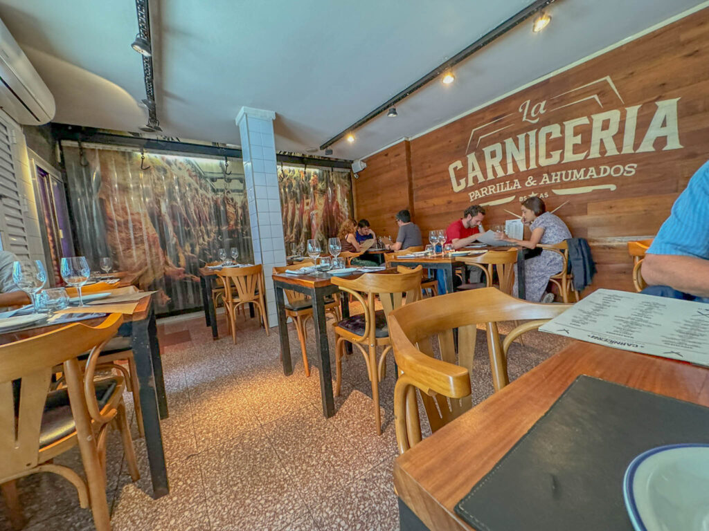 Inside La Carcineria