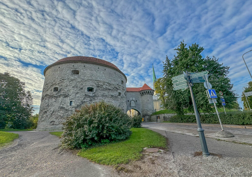 Fat Margaret, or Paks Margareeta in Estonian, is a standout medieval tower in Tallinn’s Old Town near the Great Coastal Gate. Built in the 16th century, it served both as a defense and as a striking welcome for those arriving by sea. Now, it houses the Estonian Maritime Museum, showcasing the country’s seafaring history. The area around it is a favorite for tourists exploring Tallinn’s historic walls, gates, and charm. Plus, who can resist a fortress with a name like that?