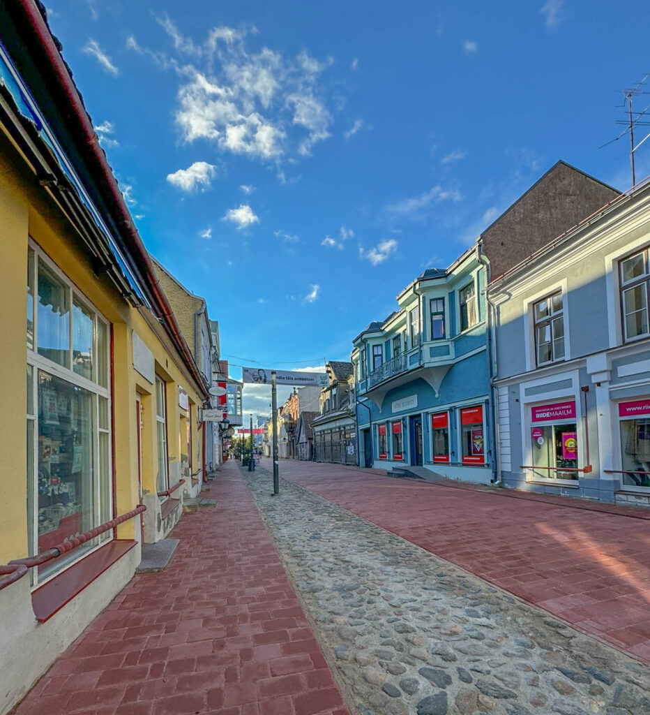 And the main drag of Pärnu’s old town, with very few people around.