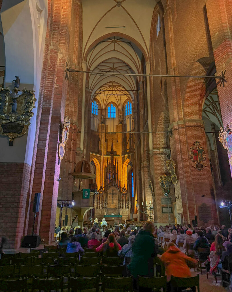 And here's a look at the interior of St. Peter's Church after the performance.