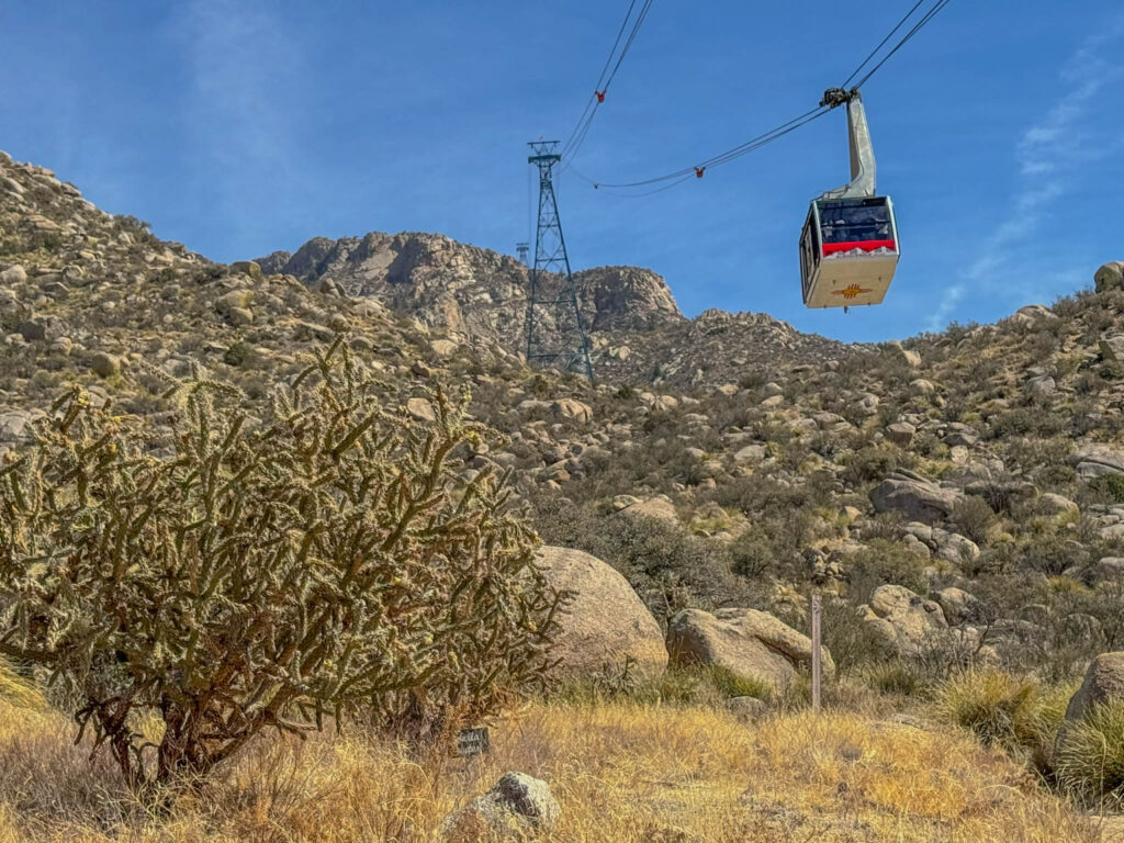 The Sandia Peak Tram starts its climb at 6,559 feet (1,999 meters) above sea level and, in just 15 minutes, rises an impressive 3,819 feet (1,164 meters) to the top of Sandia Peak.