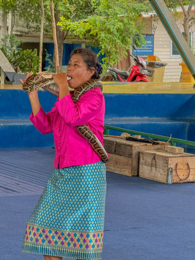 About a minute later, things escalated.