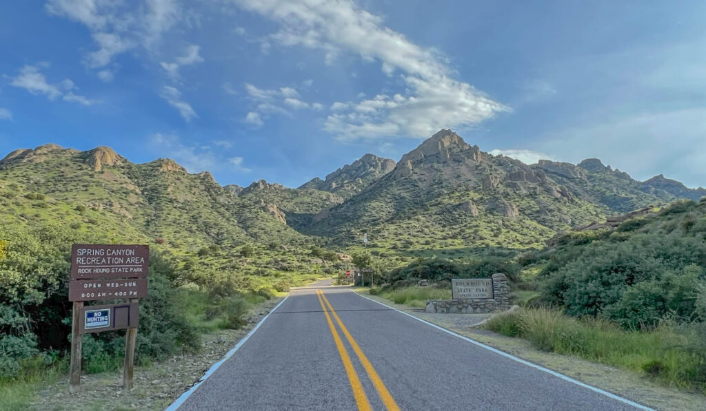 Entrance to the Spring Canyon unit of Rockhound State Park.